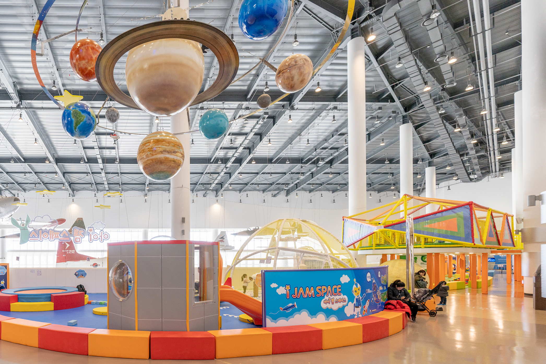 아이들이 즐거워하는 아이 잼 스페이스!
